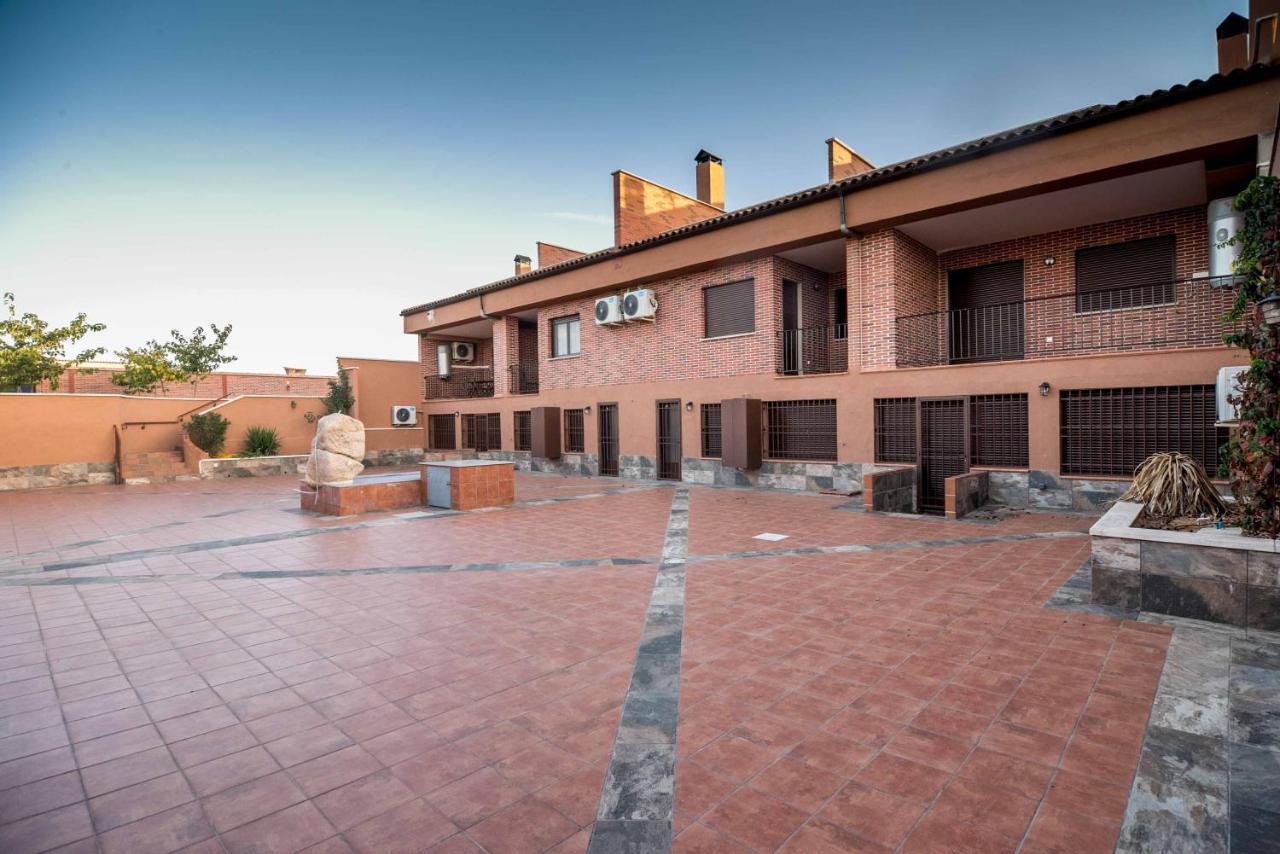 Apartamentos Al Paso De Toledo, Puy Du Fou A 10Km Burguillos de Toledo Zewnętrze zdjęcie
